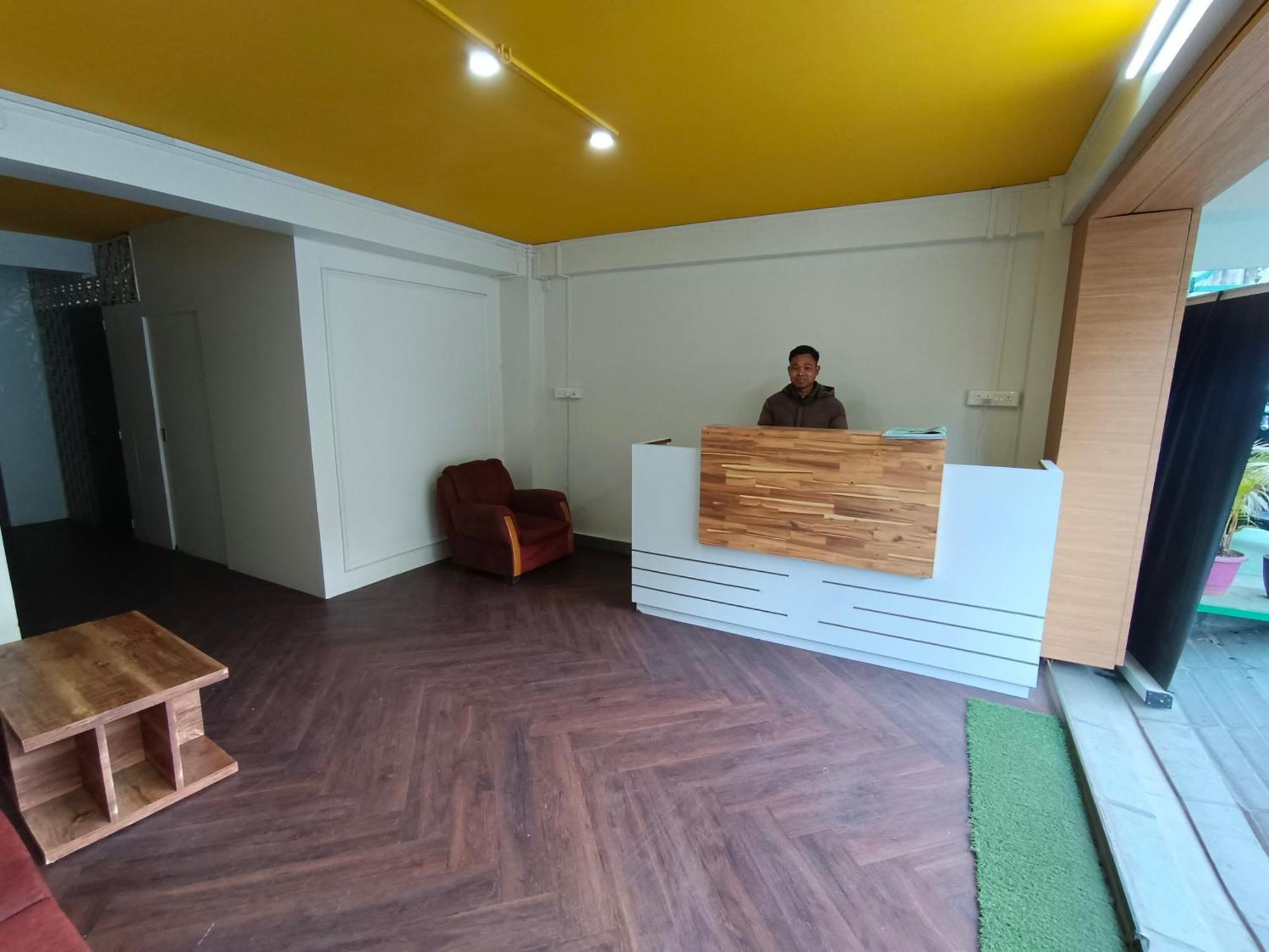 Shillong Perk Guest House エクステリア 写真