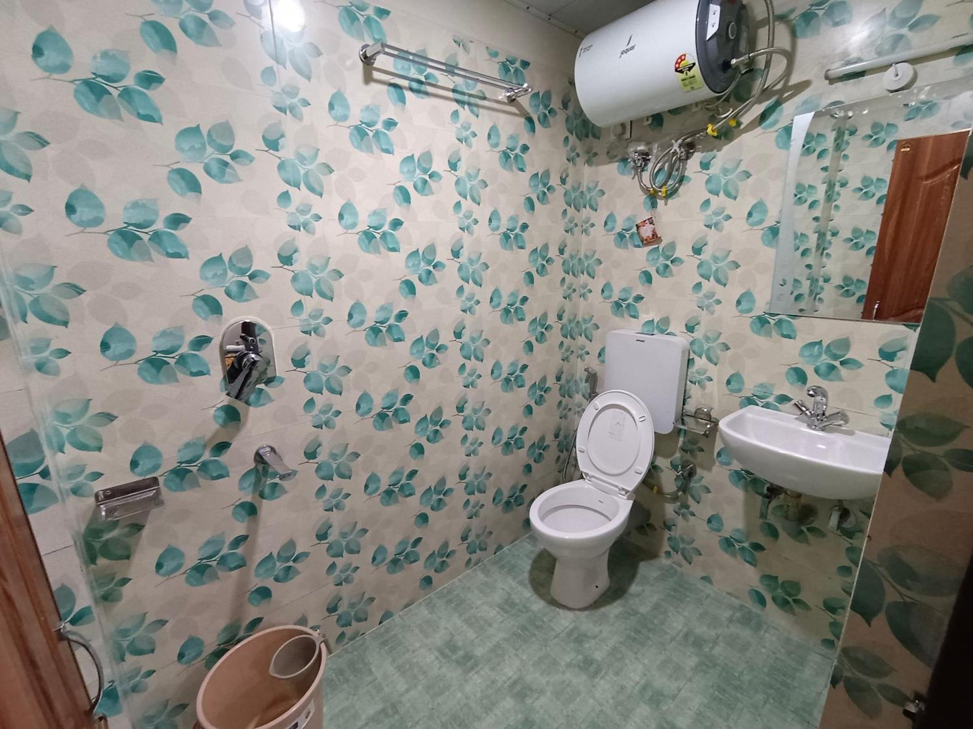Shillong Perk Guest House エクステリア 写真