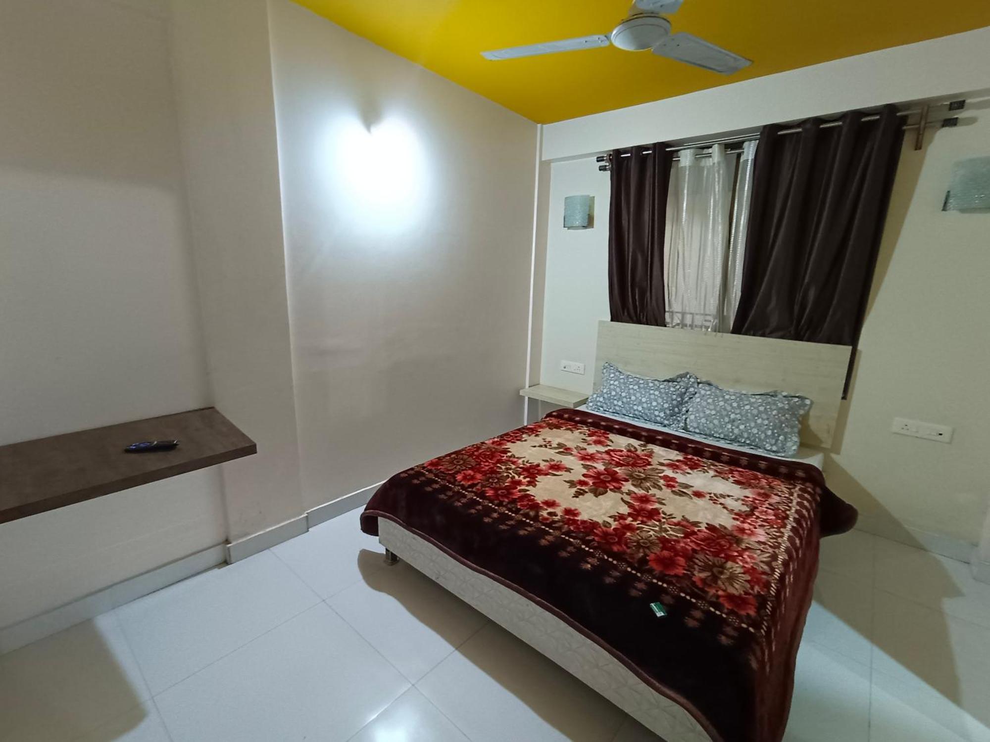 Shillong Perk Guest House エクステリア 写真