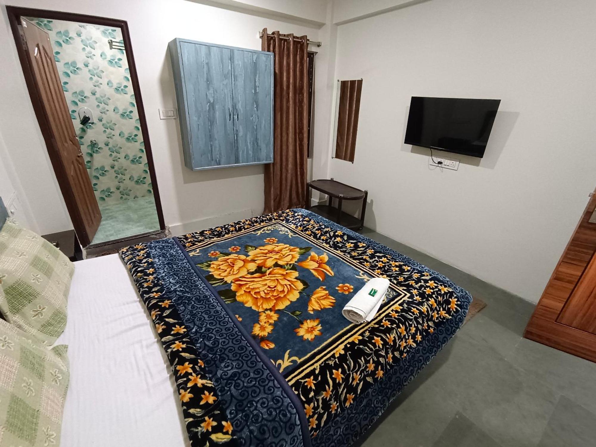 Shillong Perk Guest House エクステリア 写真