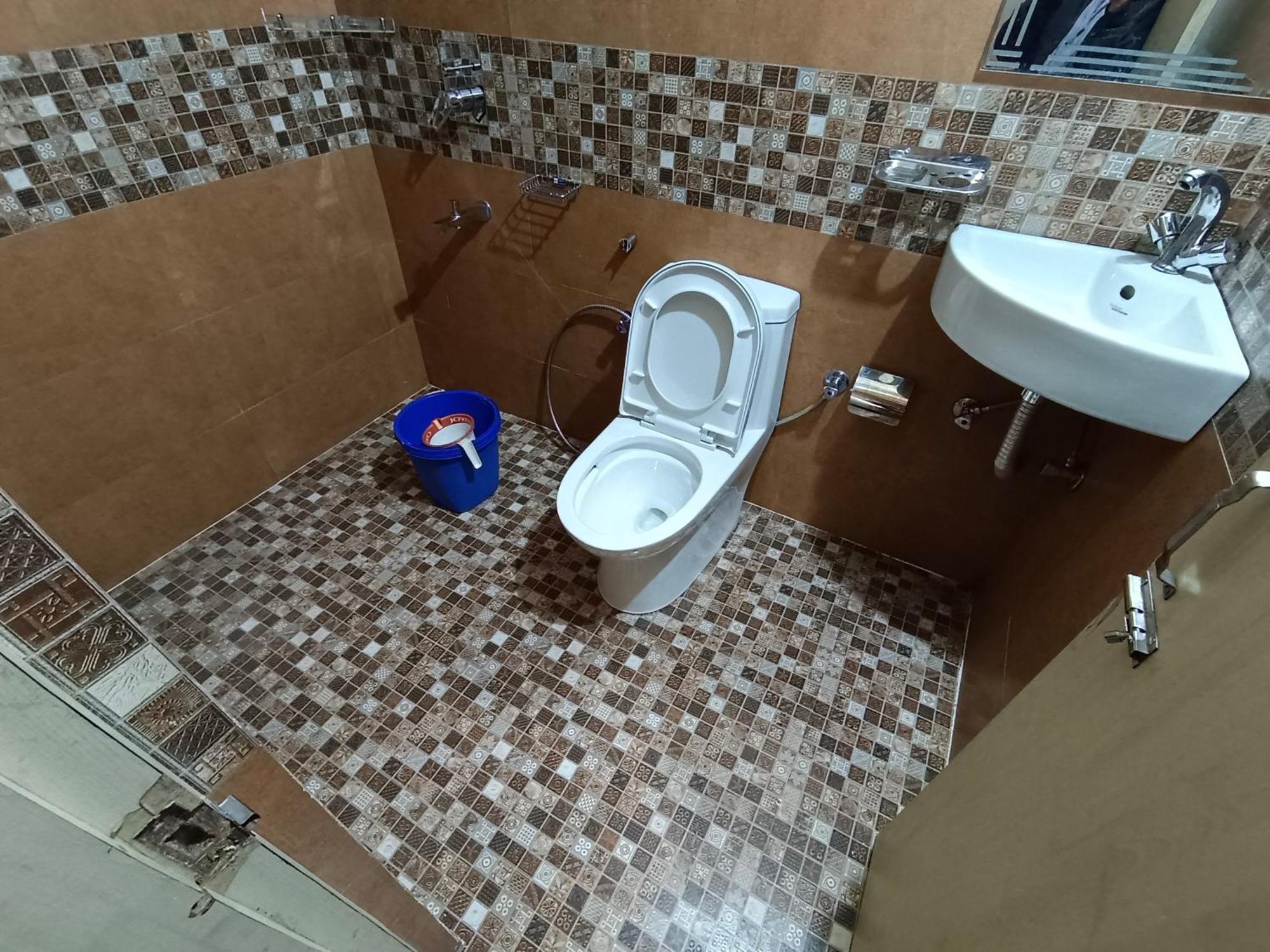 Shillong Perk Guest House エクステリア 写真