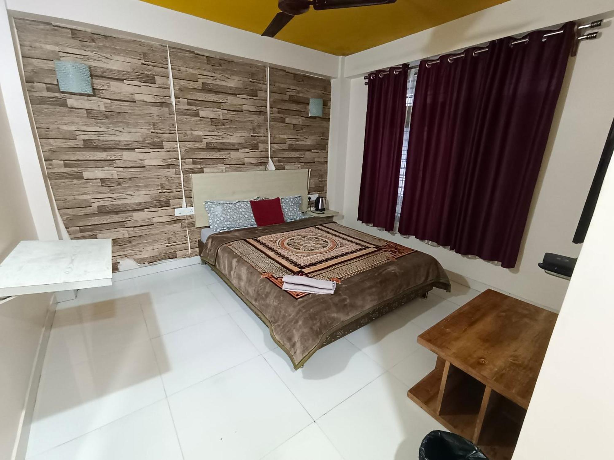 Shillong Perk Guest House エクステリア 写真