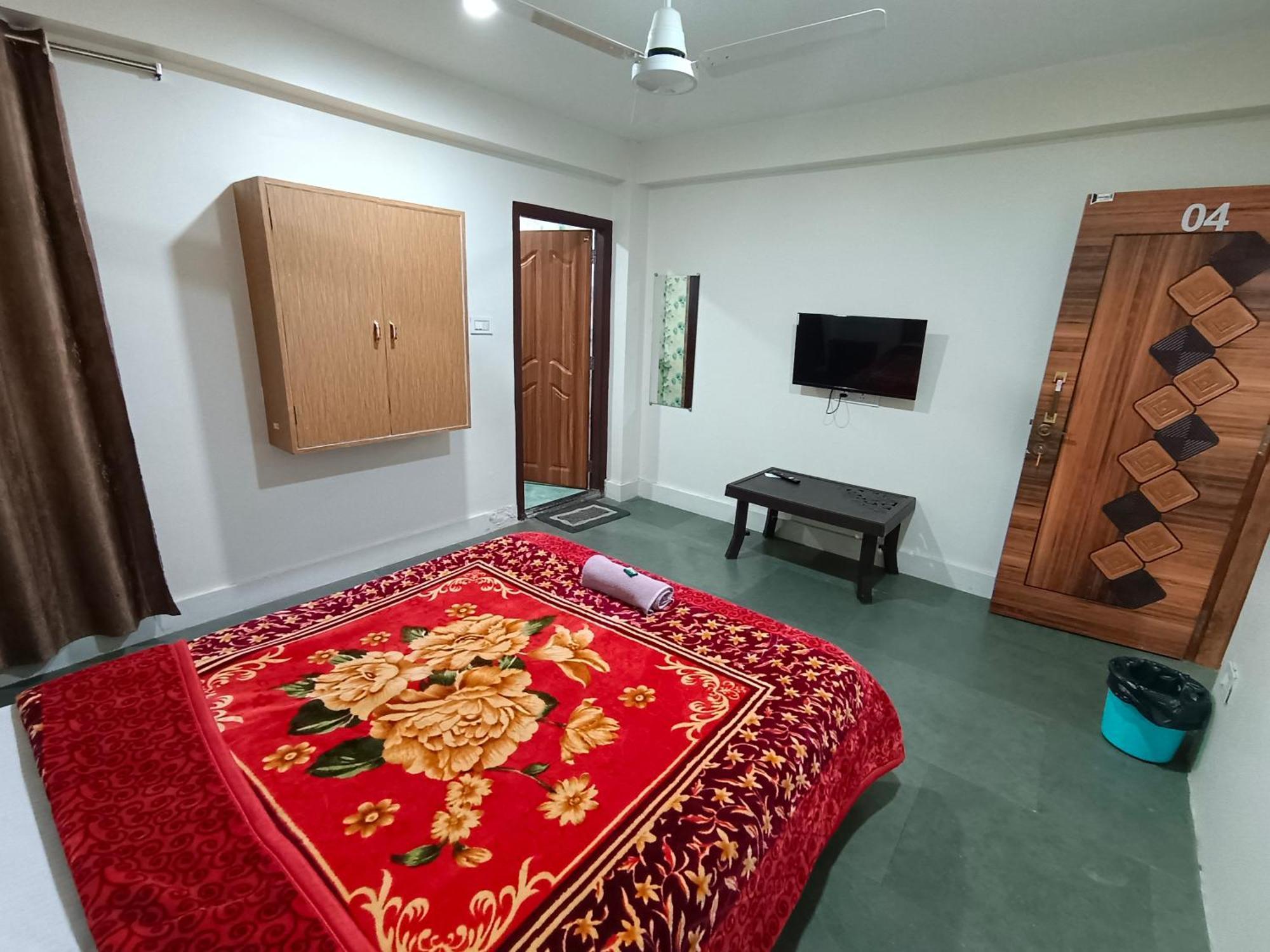 Shillong Perk Guest House エクステリア 写真